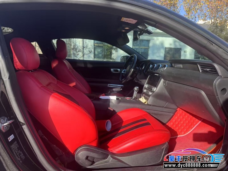 18年福特野马轿车抵押车出售