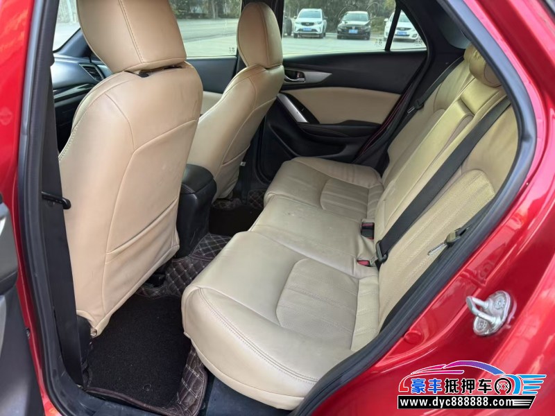 17年马自达CX-4轿车抵押车出售