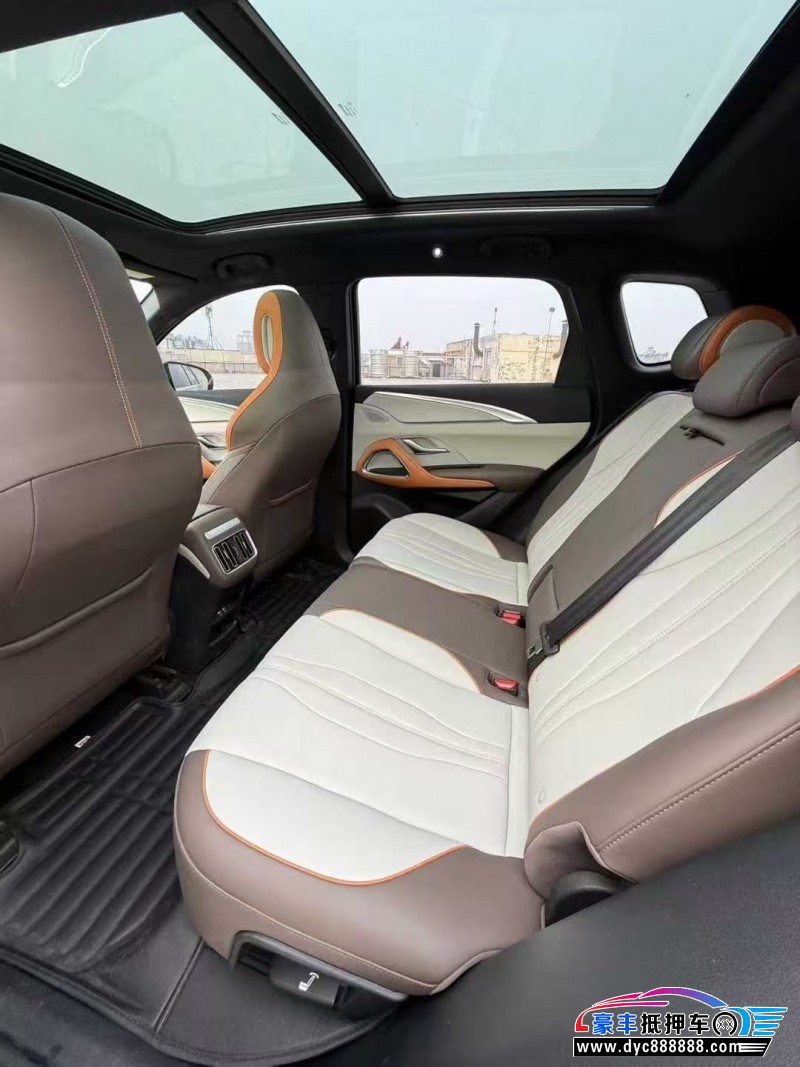 22年比亚迪宋轿车抵押车出售