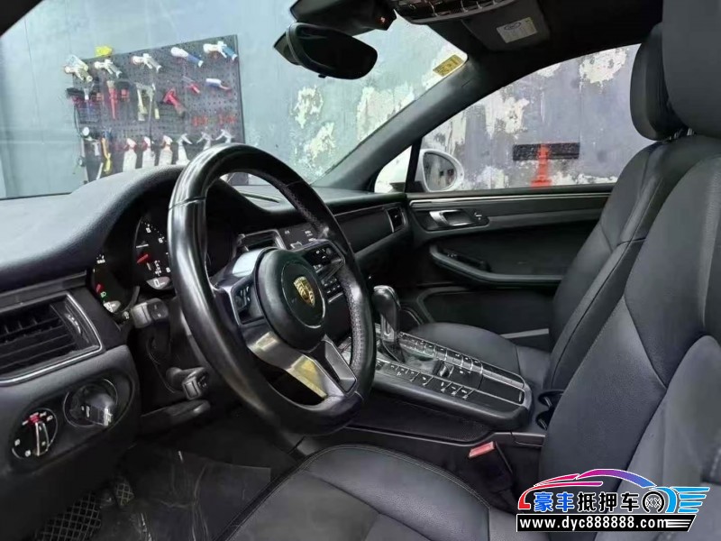 16年保时捷Macan迈凯轿车抵押车出售