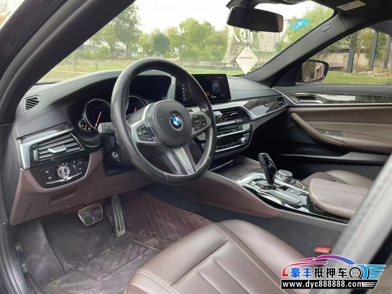 18年宝马5系轿车抵押车出售