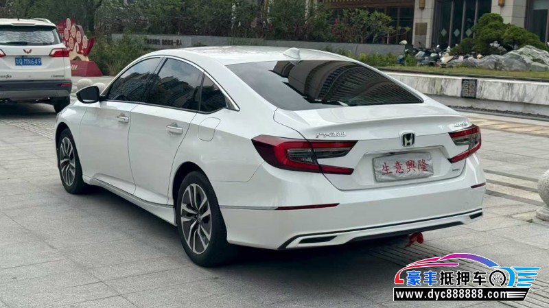 22年本田雅阁轿车抵押车出售