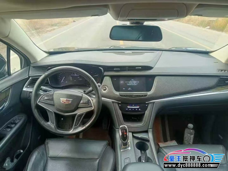 16年凯迪拉克XT5轿车抵押车出售