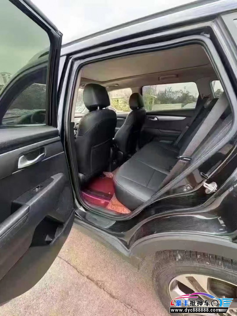 19年起亚智跑轿车抵押车出售