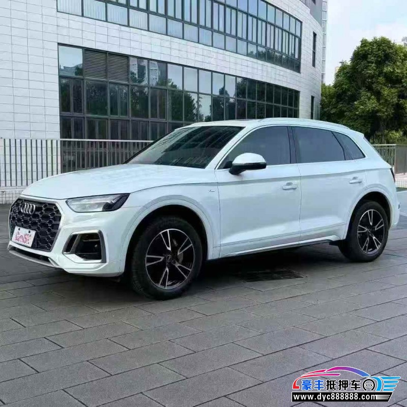 24年奥迪Q5轿车抵押车出售