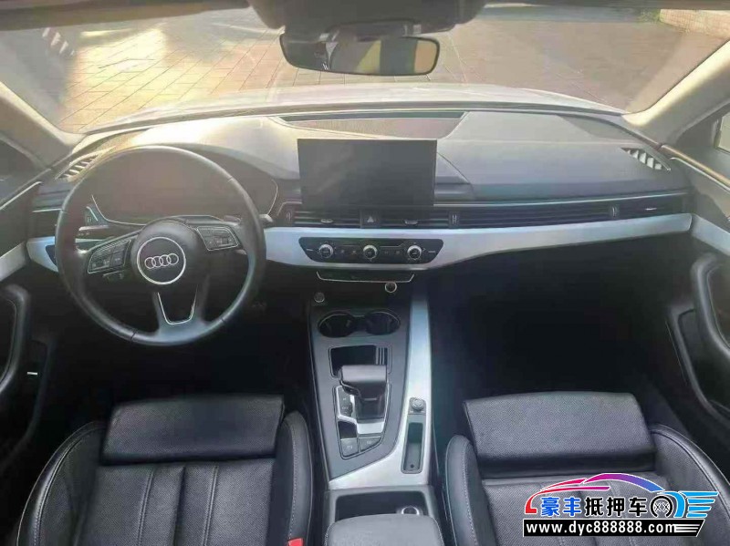 22年奥迪A4L轿车抵押车出售