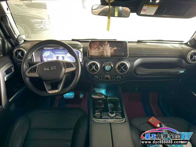 22年北京BJ40轿车抵押车出售