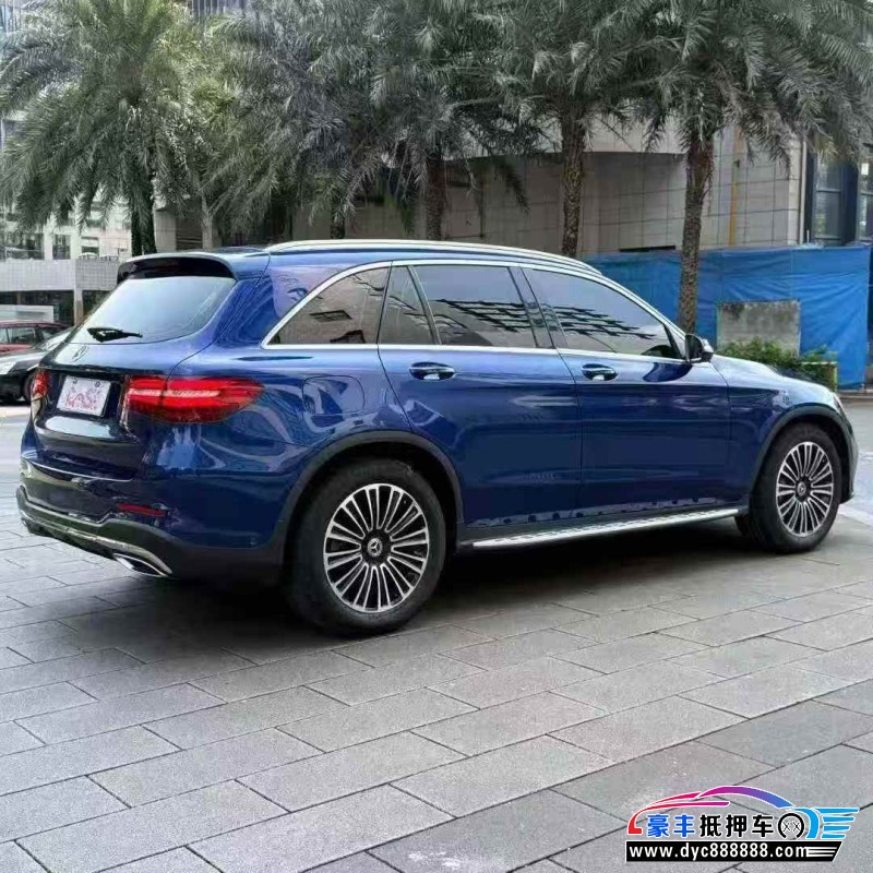 18年奔驰GLC轿车抵押车出售