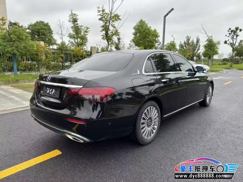 23年奔驰E级轿车抵押车出售