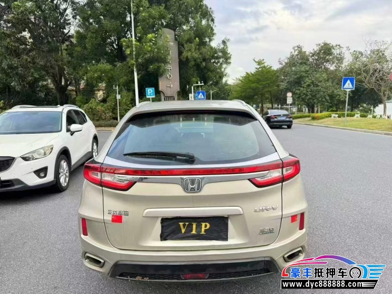 17年本田UR-V轿车抵押车出售