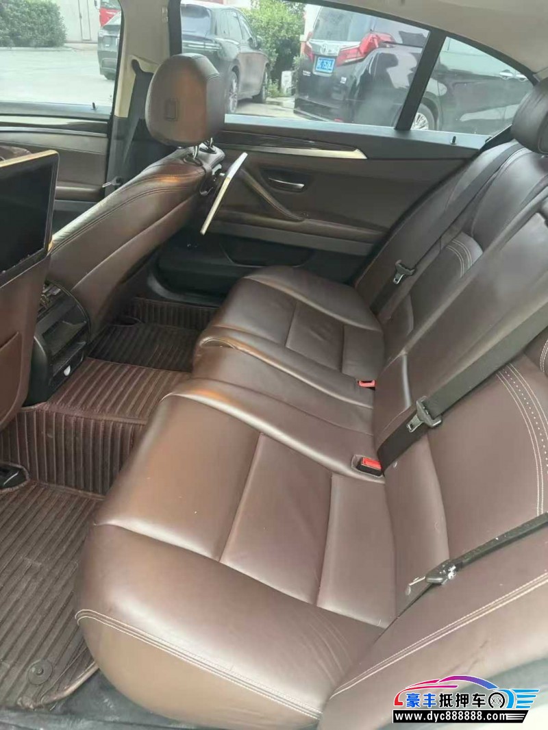 15年宝马5系轿车抵押车出售