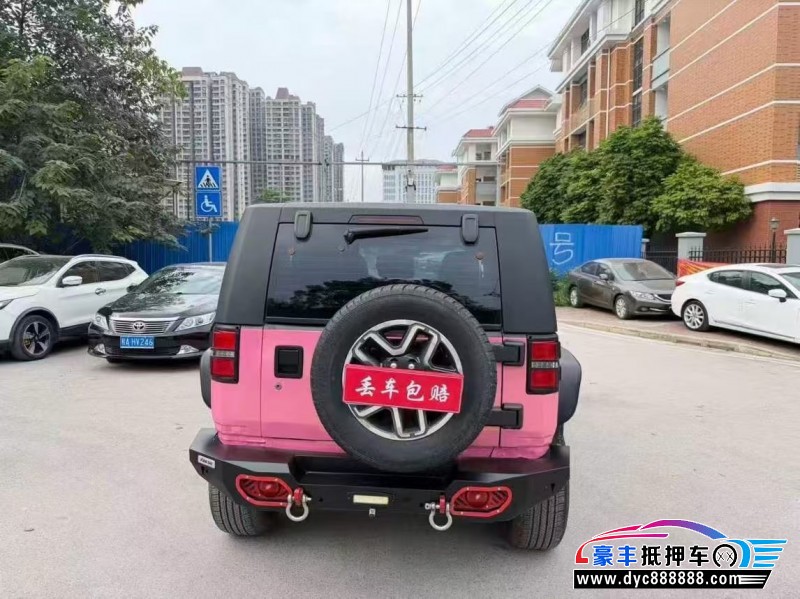 17年北京BJ40轿车抵押车出售