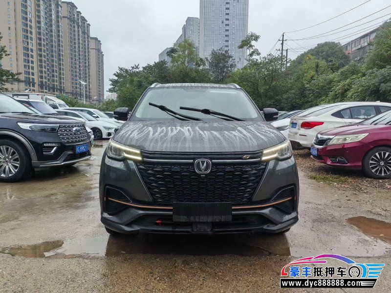 抵押车出售21年长安长安CS55轿车