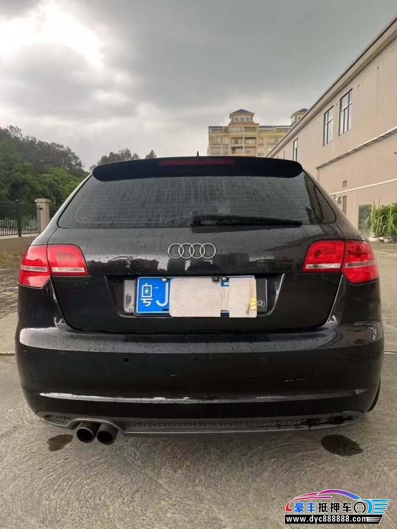 10年奥迪A3轿车抵押车出售