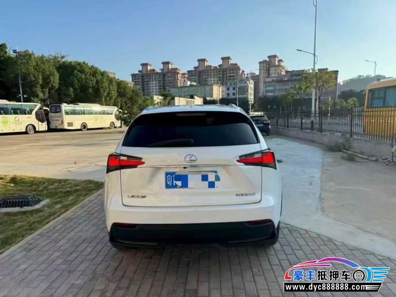 15年雷克萨斯NX轿车抵押车出售