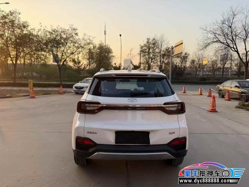 24年凯翼炫界轿车抵押车出售