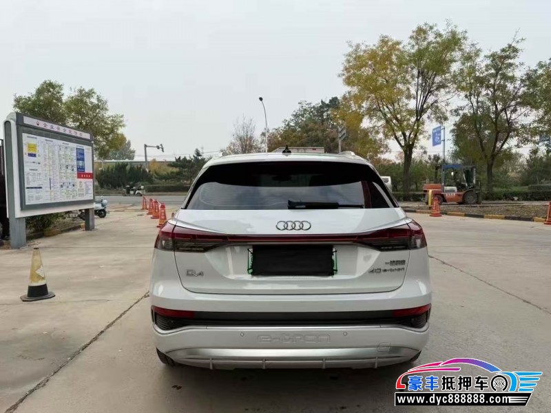 24年奥迪Q4轿车抵押车出售