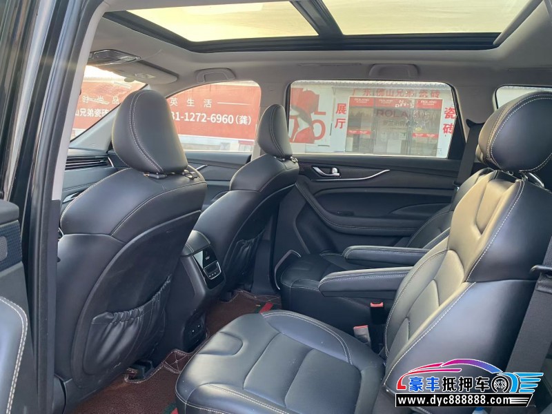 20年长安欧尚cos1（科赛）轿车抵押车出售