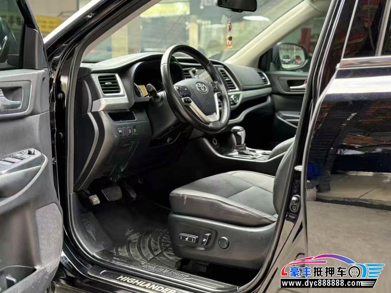 16年丰田汉兰达轿车抵押车出售