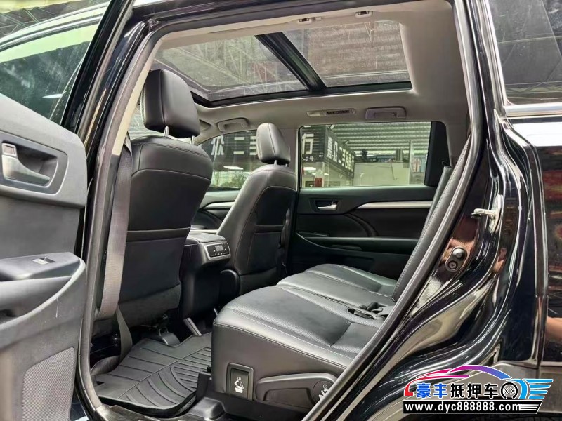 16年丰田汉兰达轿车抵押车出售