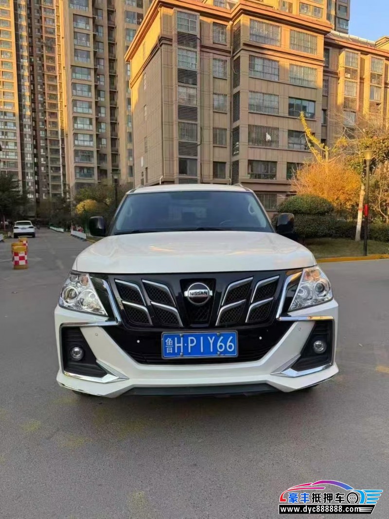 抵押车出售19年日产途乐轿车