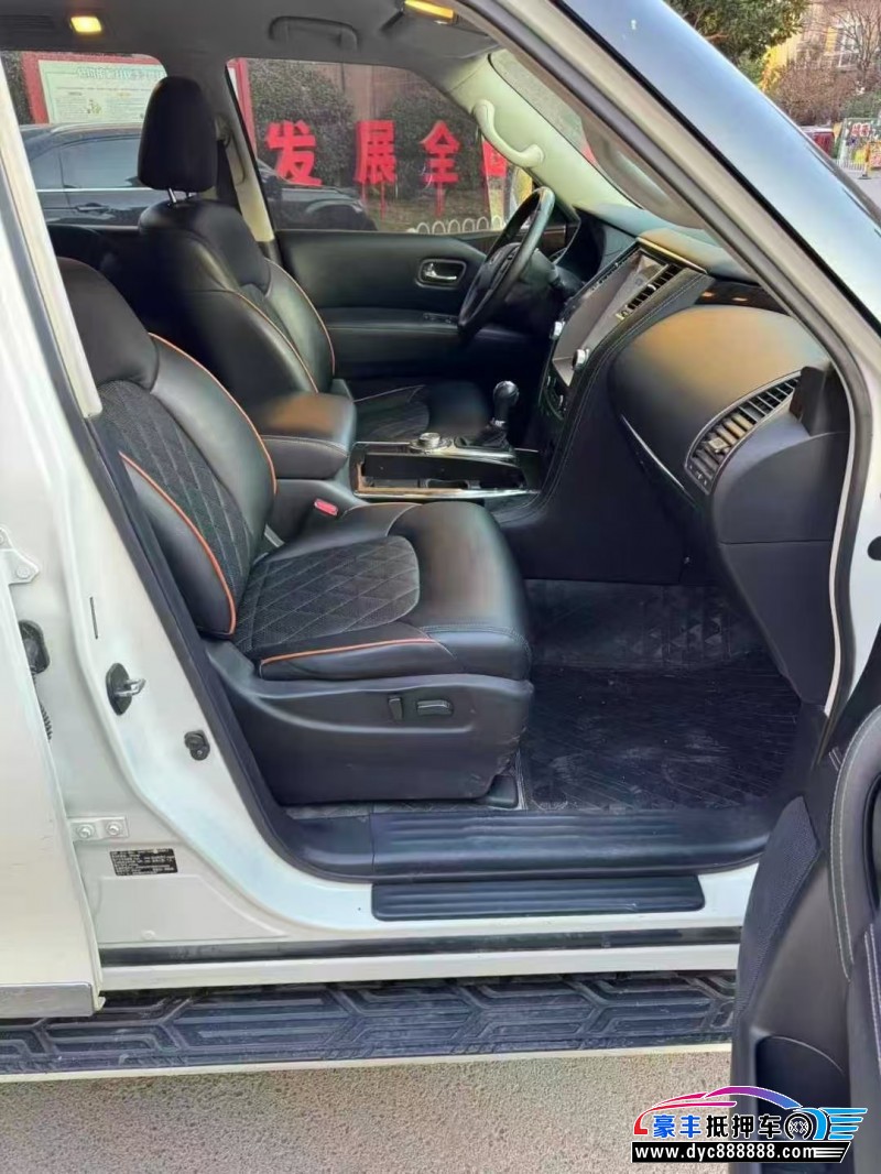 19年日产途乐轿车抵押车出售