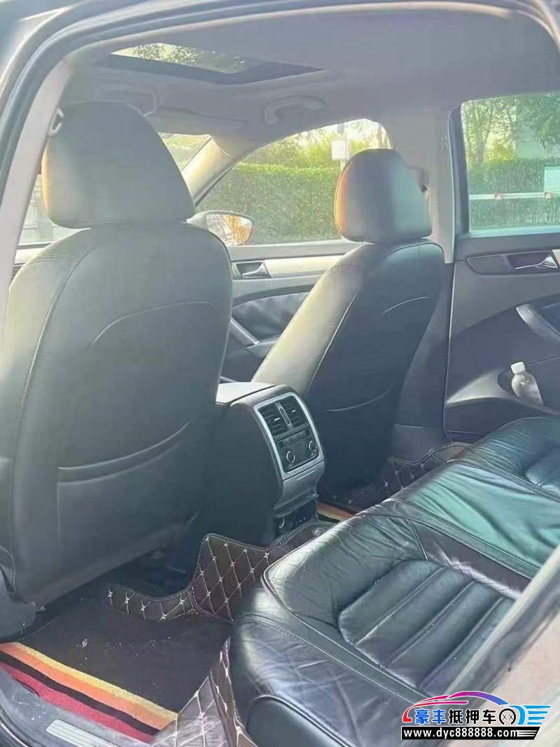 14年大众帕萨特轿车抵押车出售