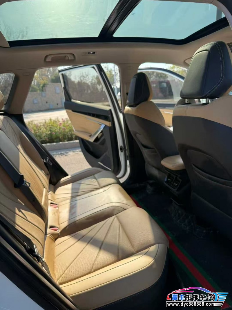 24年吉利博越轿车抵押车出售