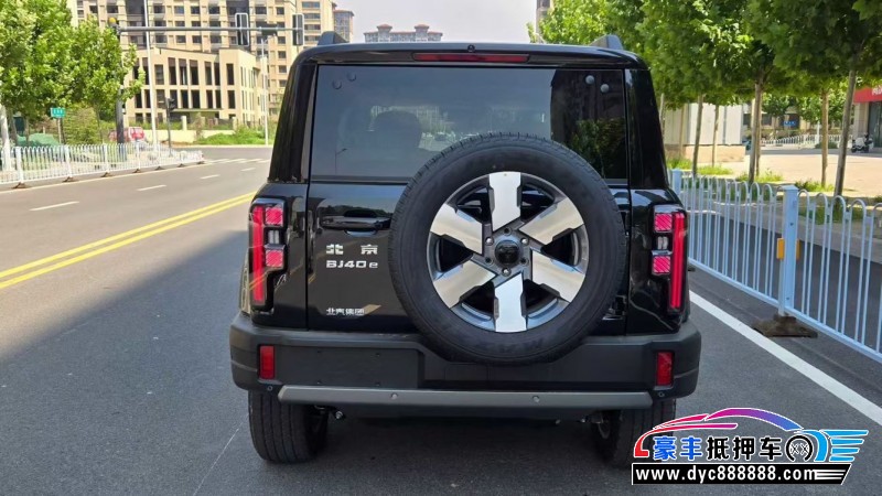 25年北京BJ40轿车抵押车出售