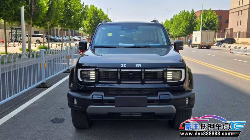 25年北京BJ40轿车抵押车出售