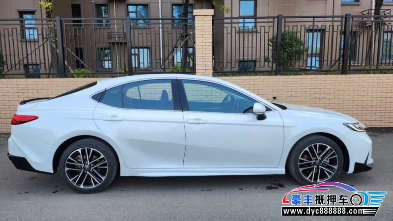 25年丰田凯美瑞轿车抵押车出售