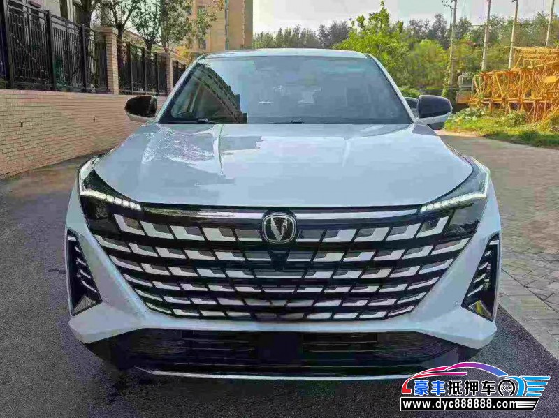 24年长安长安UNI轿车抵押车出售