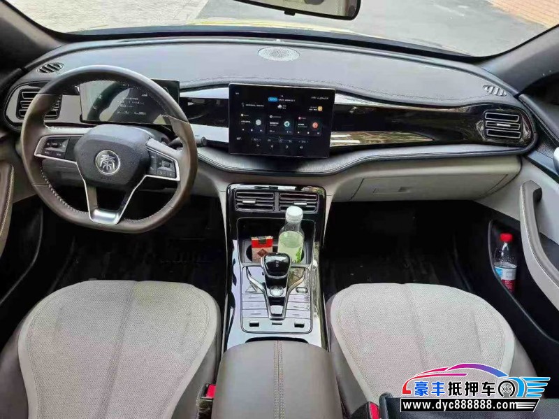 24年比亚迪秦轿车抵押车出售