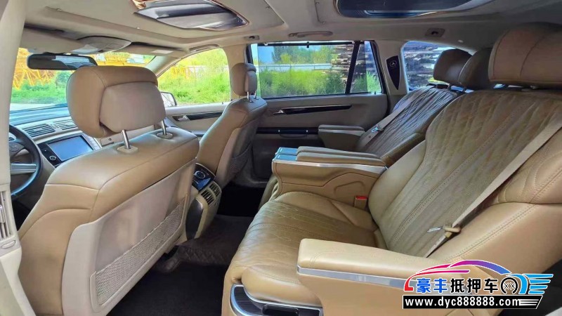 15年奔驰R轿车抵押车出售