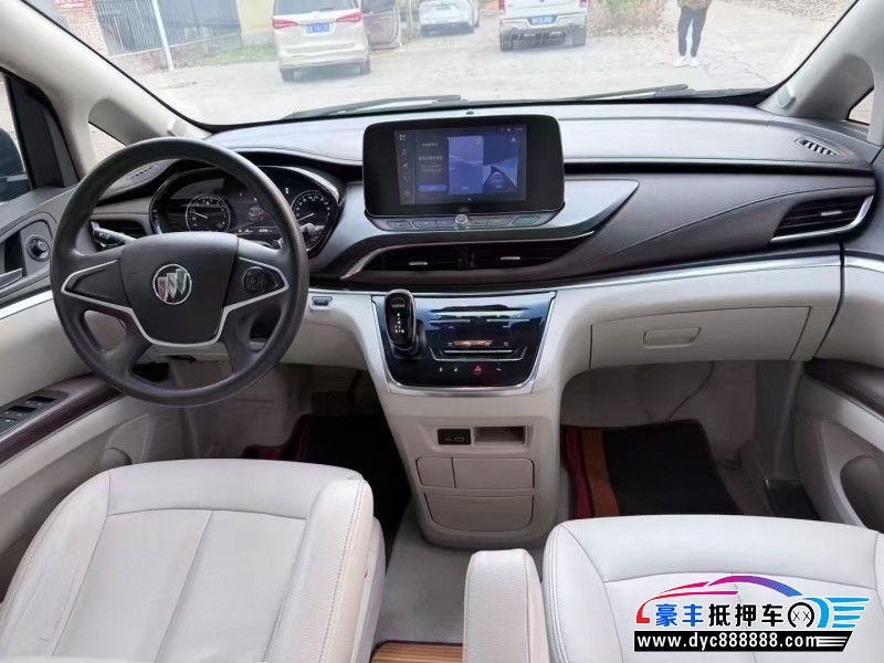 21年别克GL8轿车抵押车出售