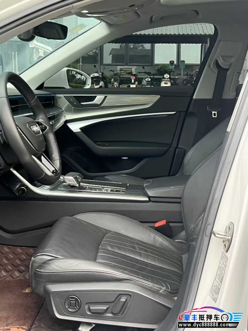 19年奥迪A6L轿车抵押车出售