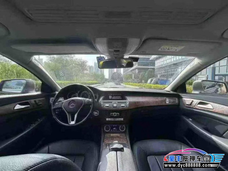 14年奔驰CLS轿车抵押车出售