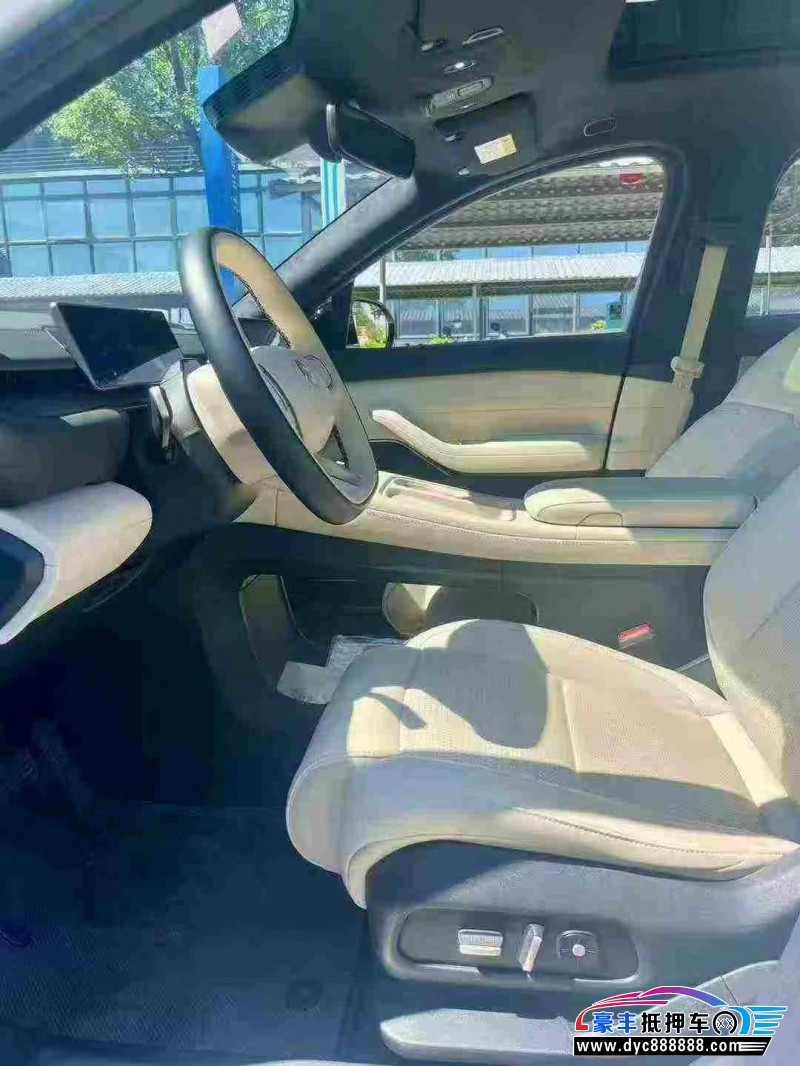 24年蔚来ES6轿车抵押车出售