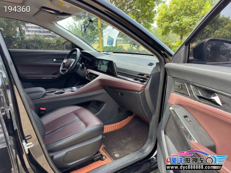 23年大众思皓X8轿车抵押车出售