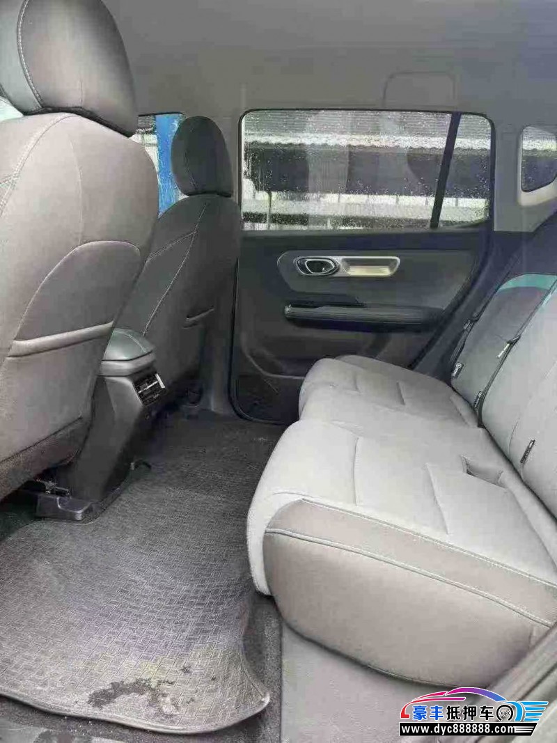 24年埃安Y70轿车抵押车出售