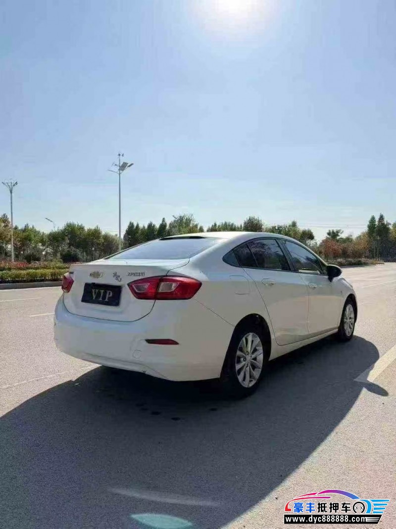 17年雪佛兰科鲁兹轿车抵押车出售