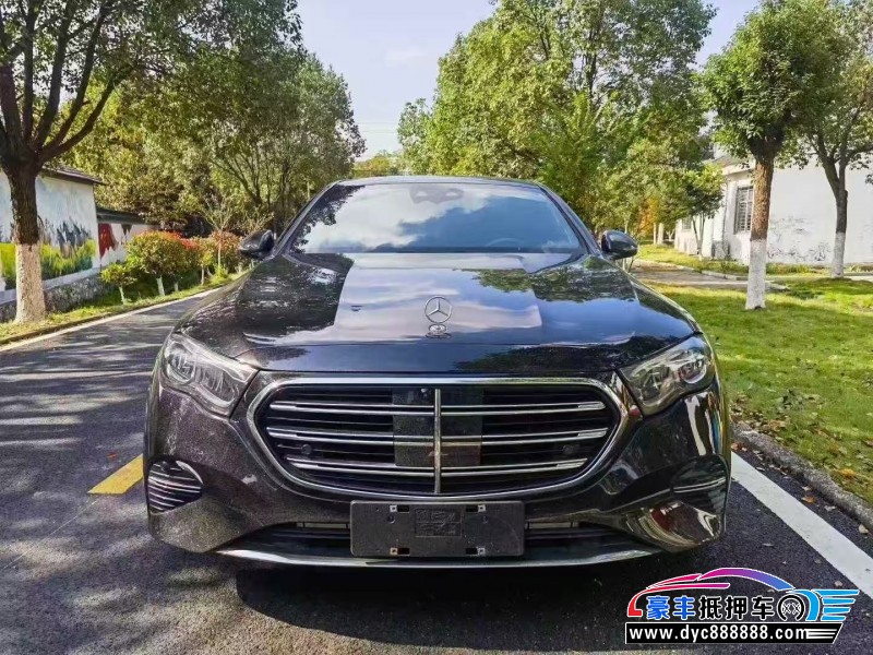 24年奔驰E轿车抵押车出售