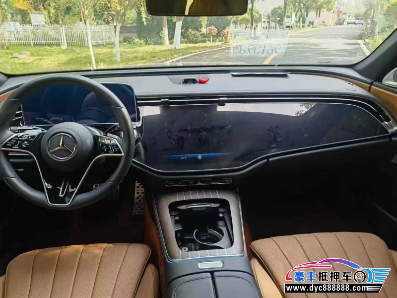 24年奔驰E轿车抵押车出售