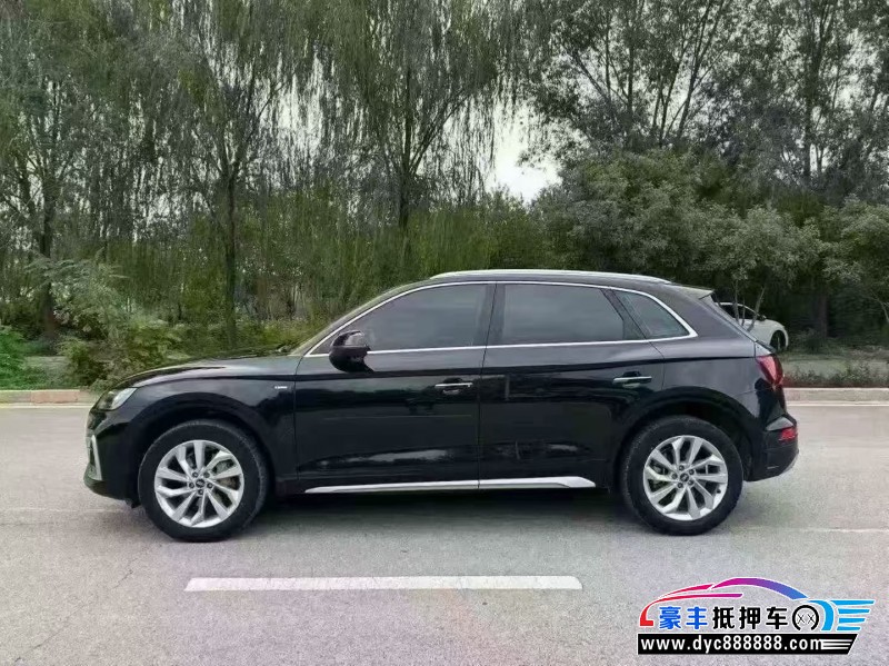 22年奥迪Q5轿车抵押车出售