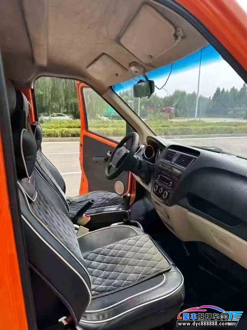 21年长安睿行轿车抵押车出售