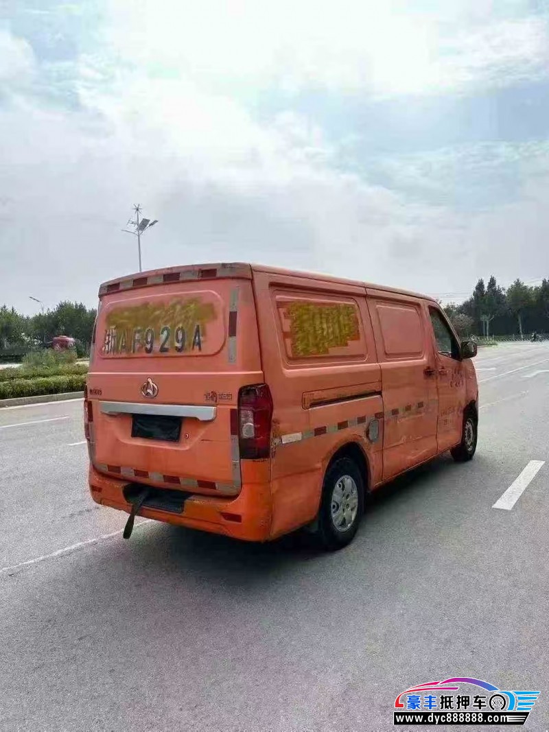 21年长安睿行轿车抵押车出售