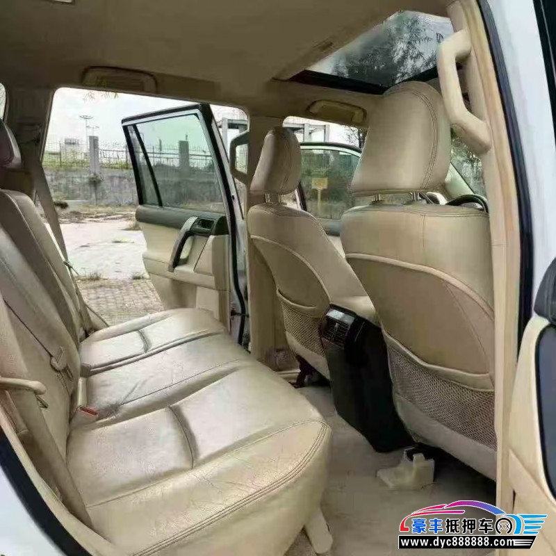 15年丰田普拉多（霸道）轿车抵押车出售