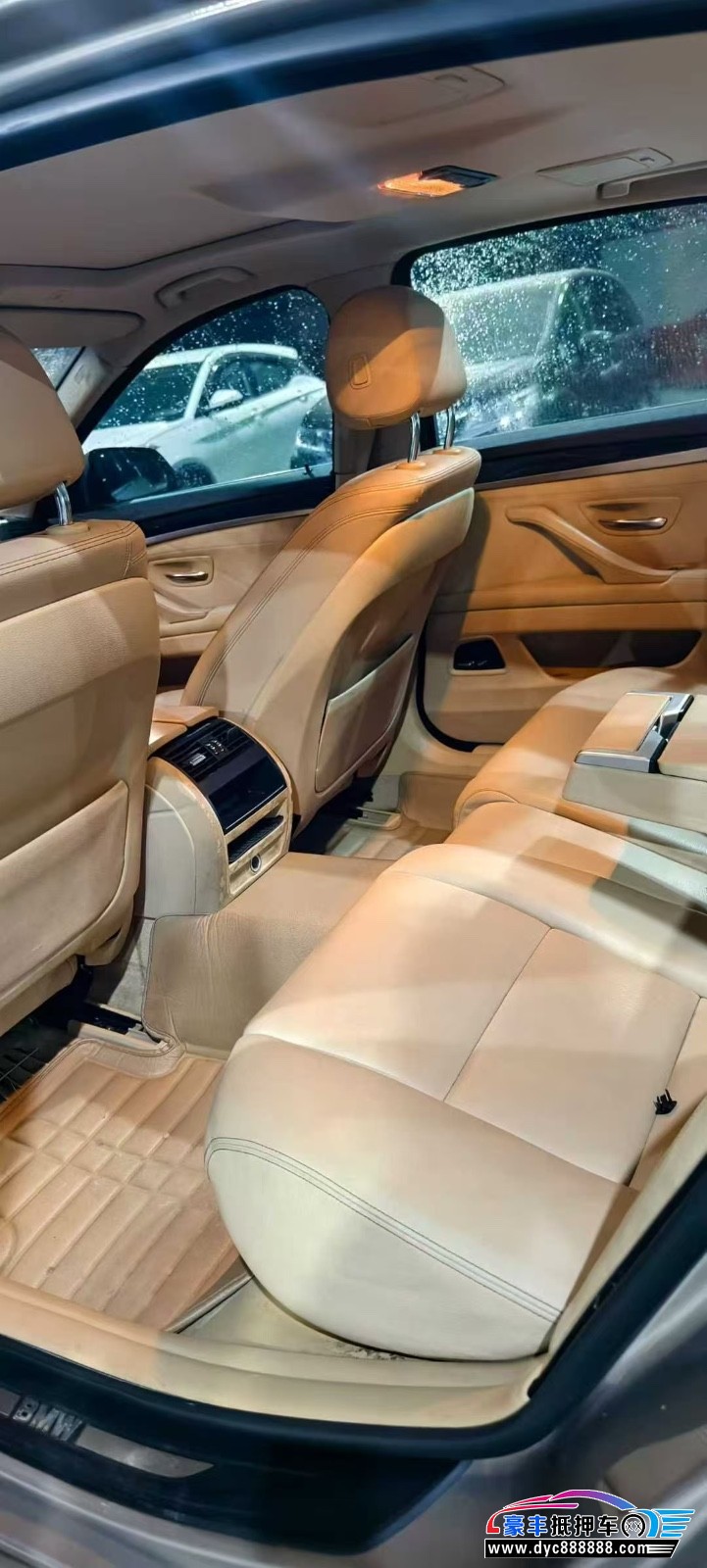 17年宝马5系轿车抵押车出售