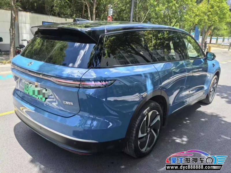 24年蔚来ES8轿车抵押车出售