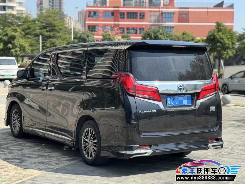 19年丰田埃尔法轿车抵押车出售